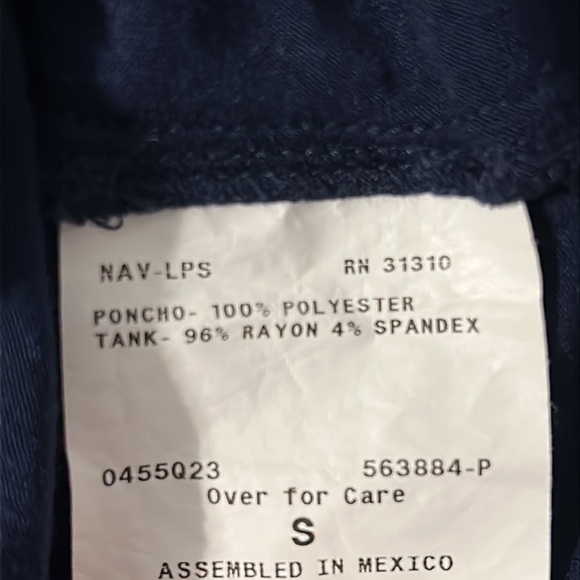 AGB Peach and Navy Patterned Poncho Blouse Top With Tank Lining Size Small - Picture 6 of 7